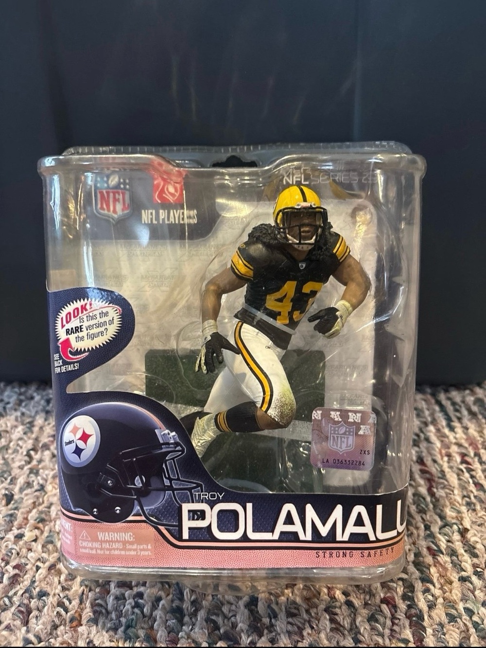 NFL Collectible Action Figure Backer Card - Black & Yellow Packaging